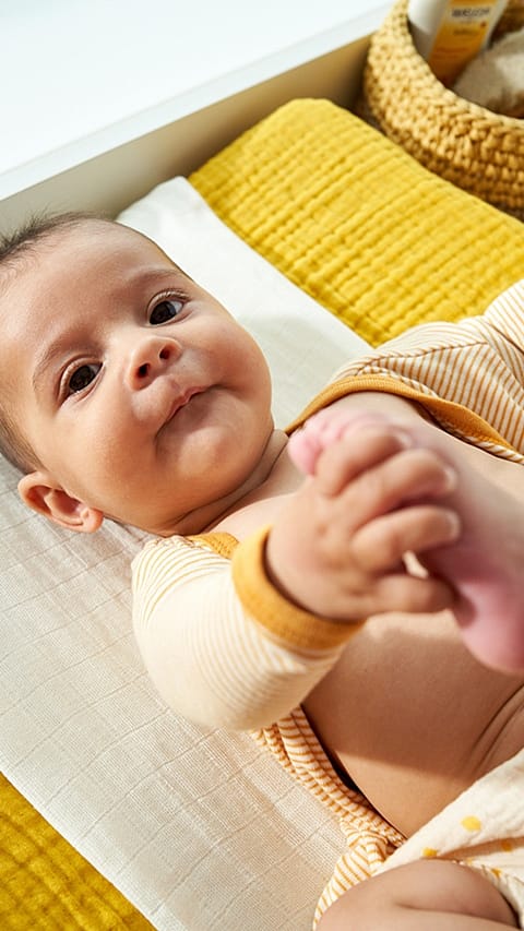 Baby på stellematte.